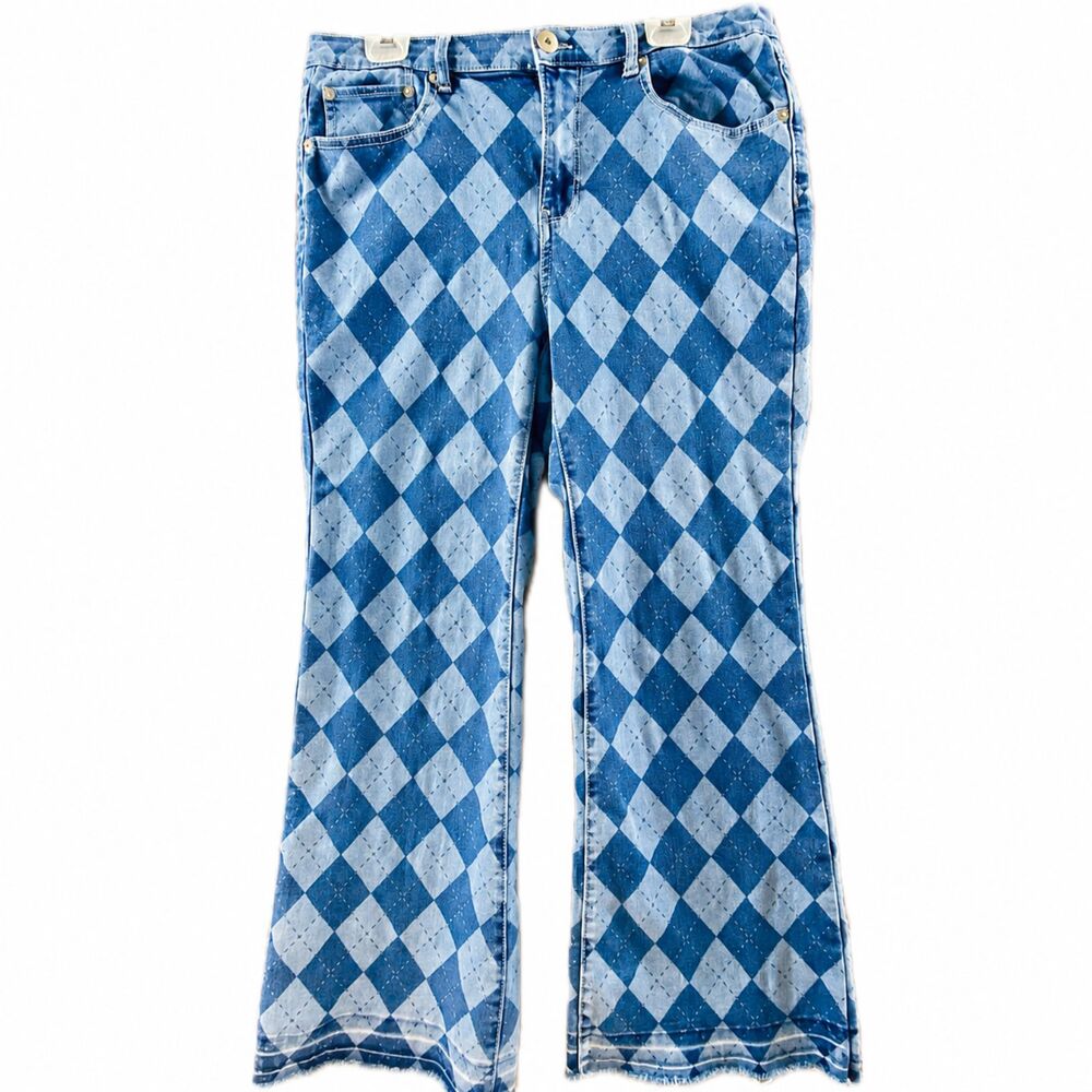 No Boundaries Women’s Bell Bottom Jeans Diamond Y2K Flare Denim Retro Hippie